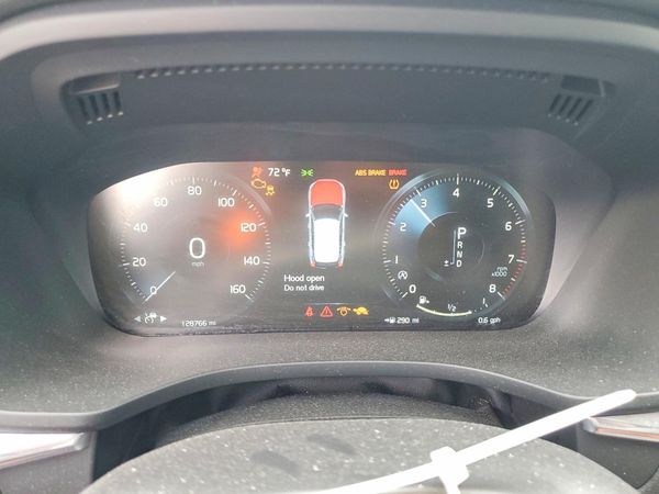 2018 VOLVO XC60 Inscription