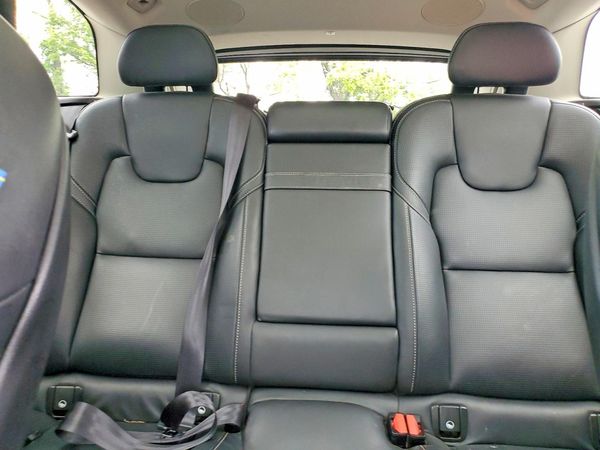 2018 VOLVO XC60 Inscription