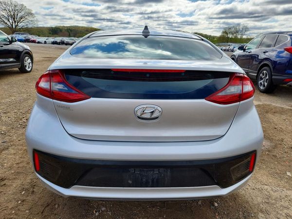 2017 HYUNDAI IONIQ SEL