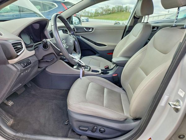 2017 HYUNDAI IONIQ SEL
