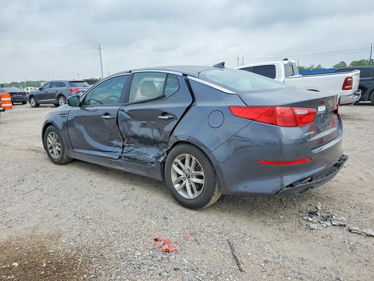 2015 KIA OPTIMA 4D LX GL - Middle-low