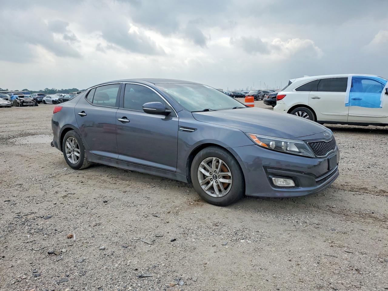 2015 KIA OPTIMA 4D LX GL - Middle-low