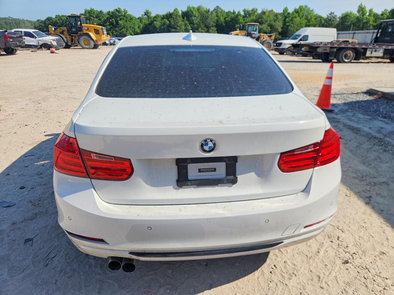 2015 BMW 328