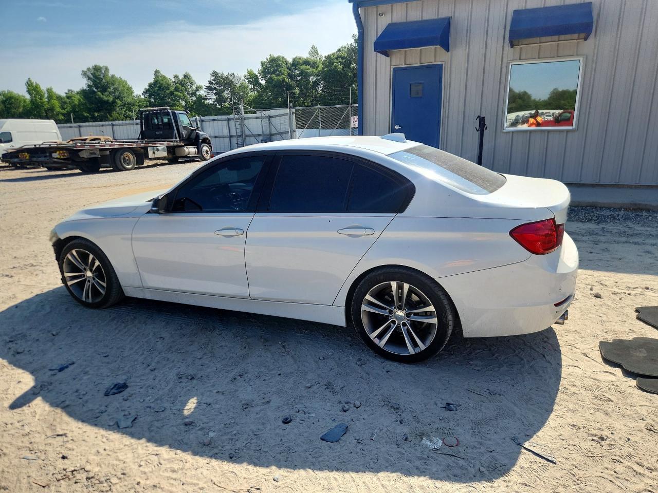 2015 BMW 328