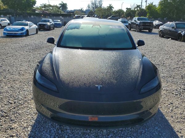 2025 TESLA MODEL 3