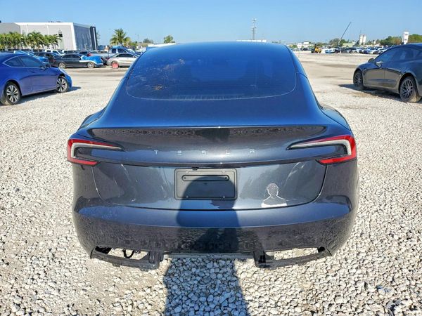 2025 TESLA MODEL 3