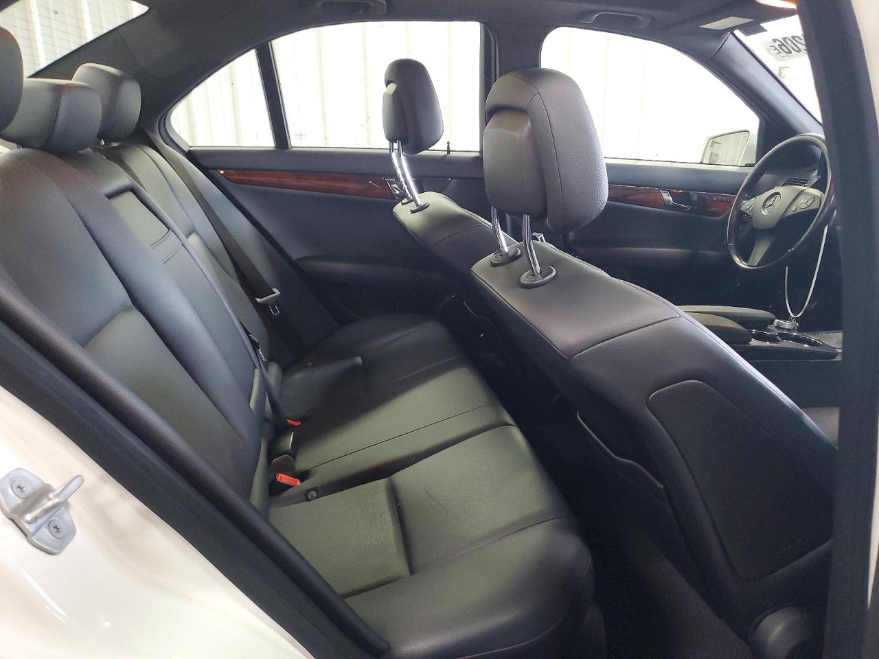 2011 MERCEDES-BENZ C C300 4-MATIC