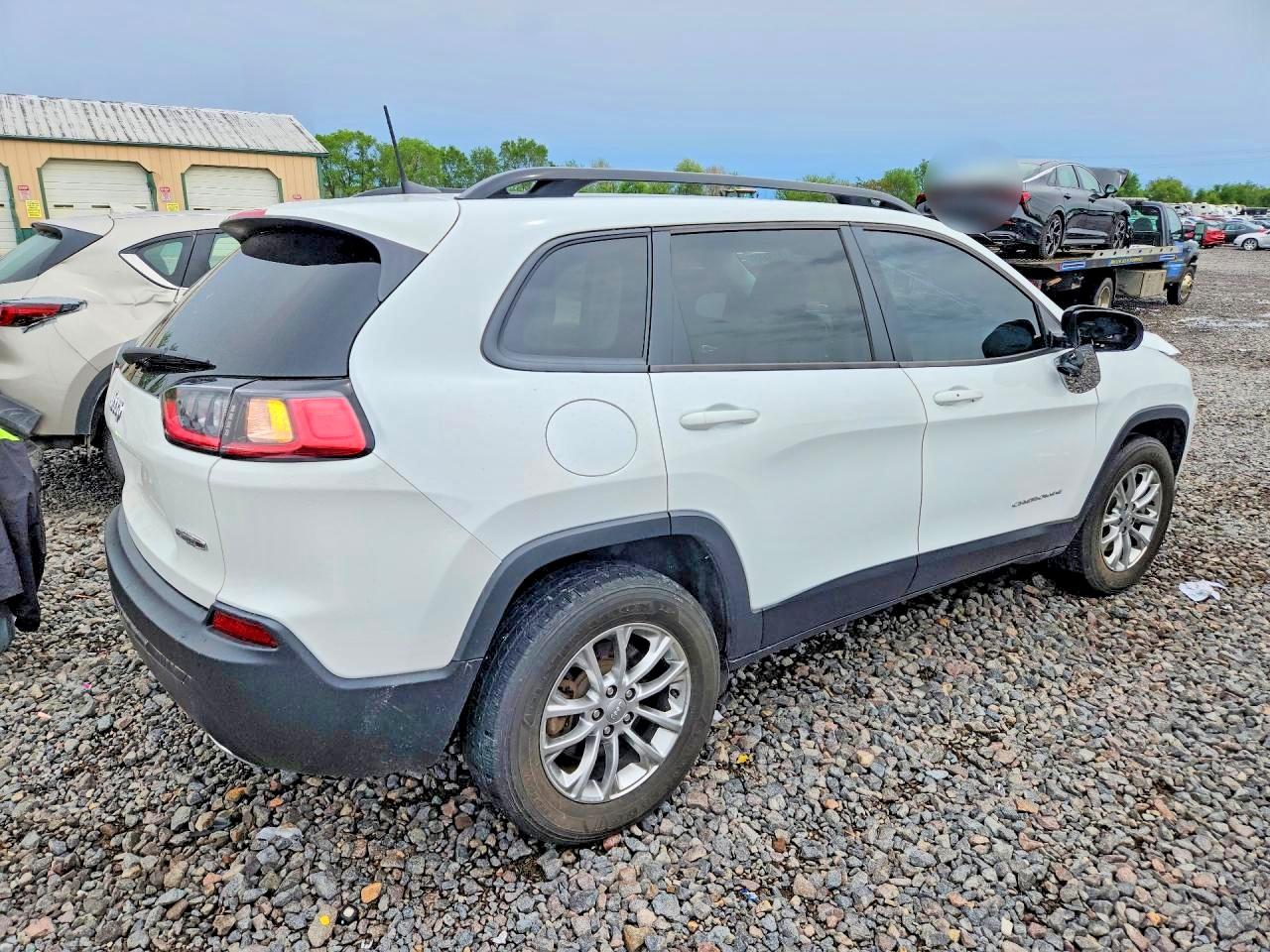 2022 JEEP CHEROKEE LATITUDE LUX 4X4