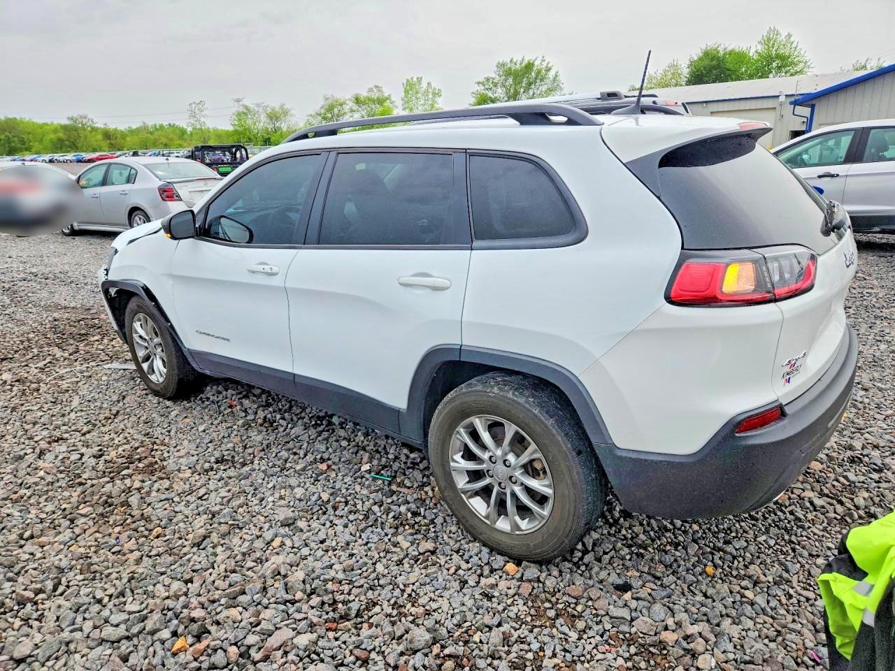 2022 JEEP CHEROKEE LATITUDE LUX 4X4