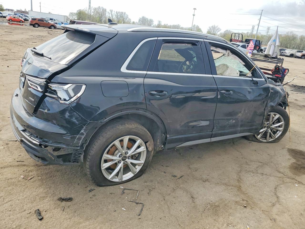 2025 AUDI Q3 S Line quattro Premium