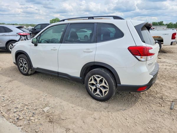 2021 SUBARU FORESTER