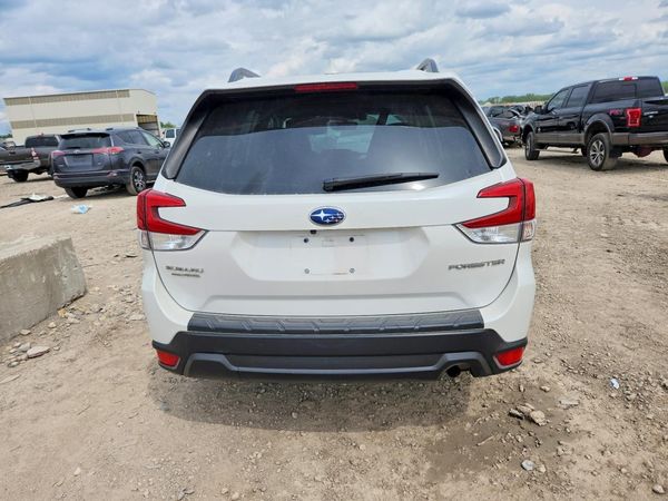 2021 SUBARU FORESTER