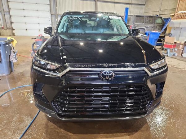 2024 TOYOTA GRAND HIGHLANDER
