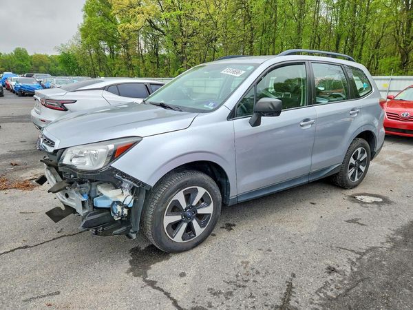 2018 SUBARU FORESTER Base P