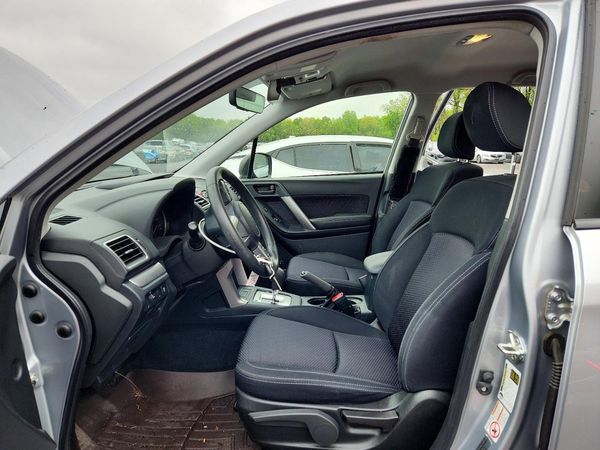 2018 SUBARU FORESTER Base P