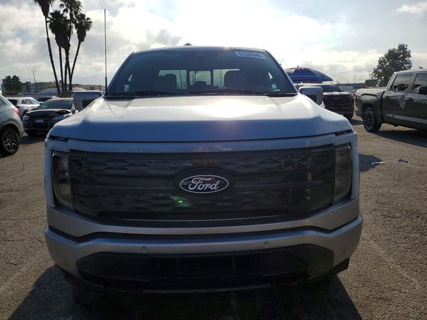 2024 FORD F150