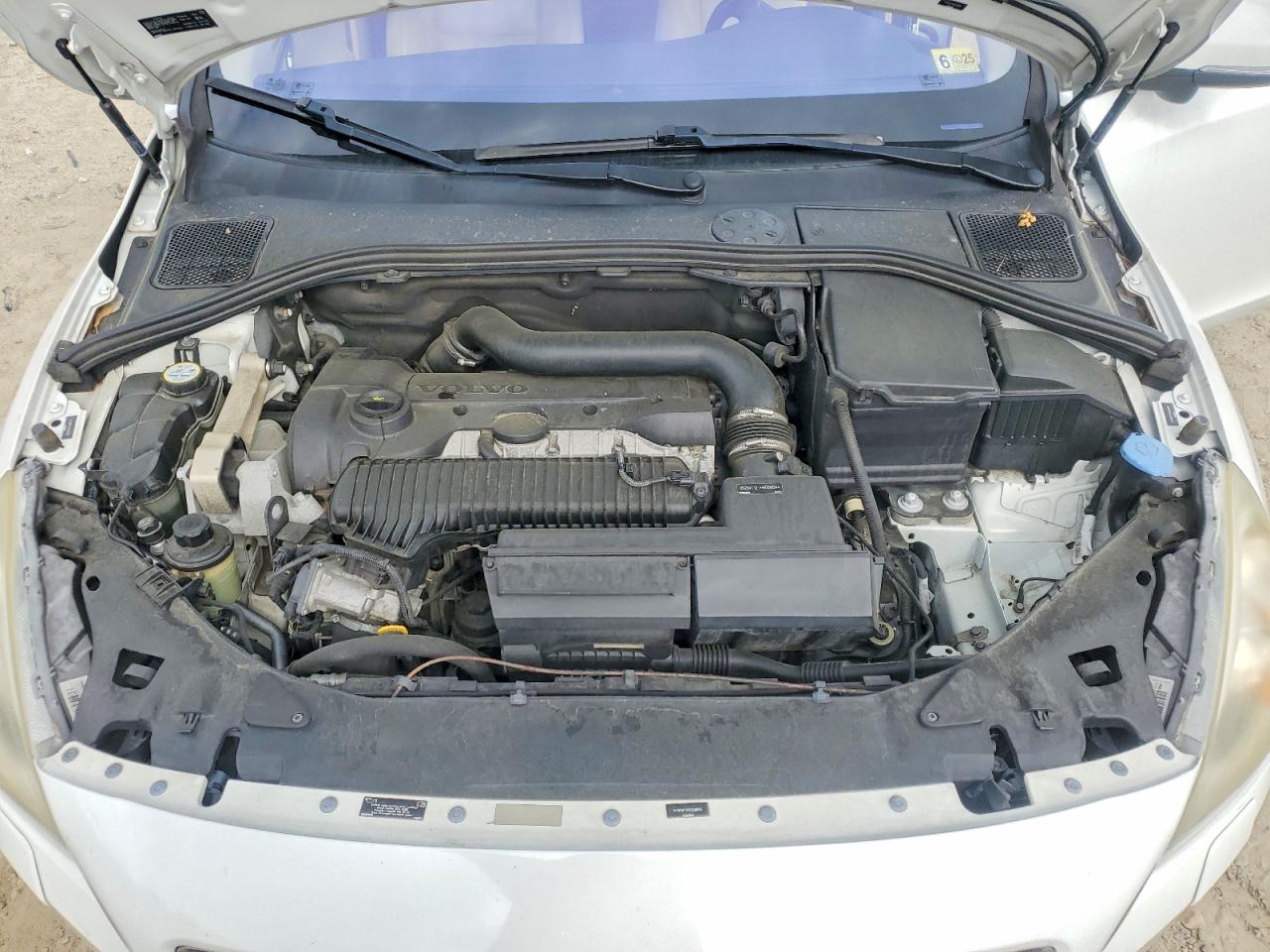 2013 VOLVO S60