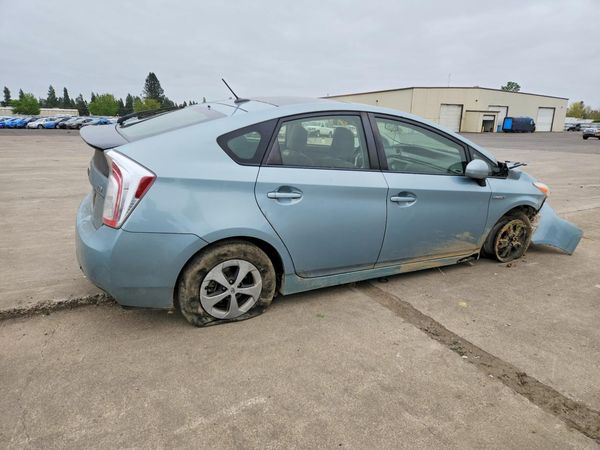 2014 TOYOTA PRIUS