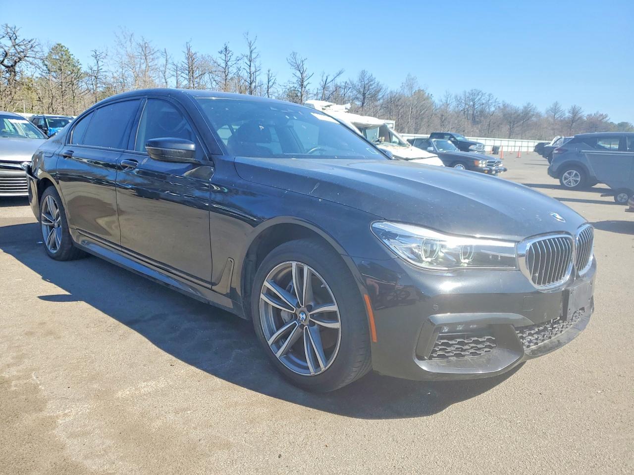 2019 BMW 740I