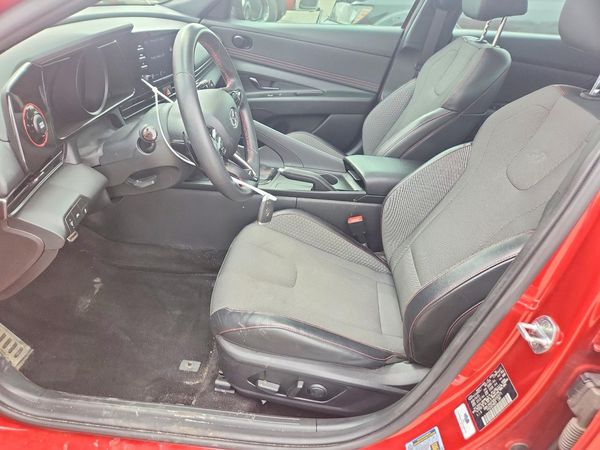 2022 HYUNDAI ELANTRA