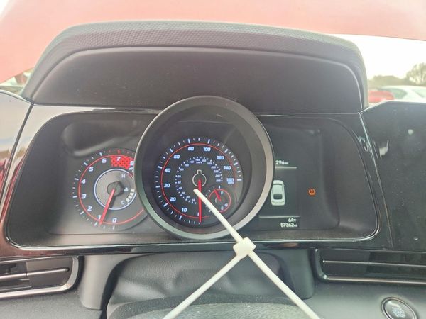 2022 HYUNDAI ELANTRA