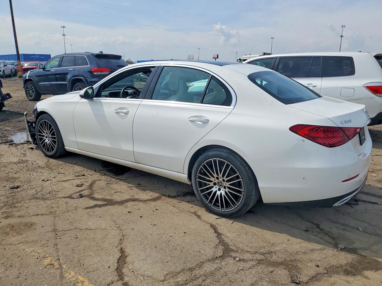 2024 MERCEDES-BENZ C