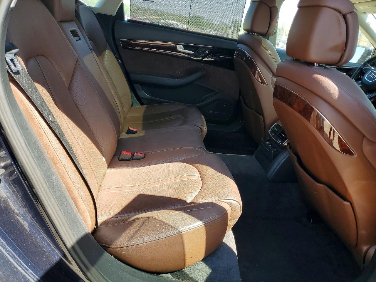 2014 AUDI A8