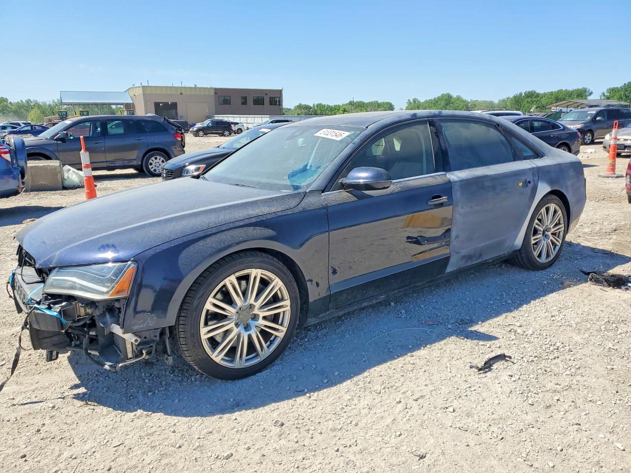 2014 AUDI A8