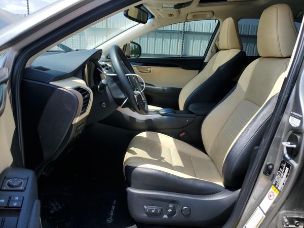 2015 LEXUS NX 300h Luxury