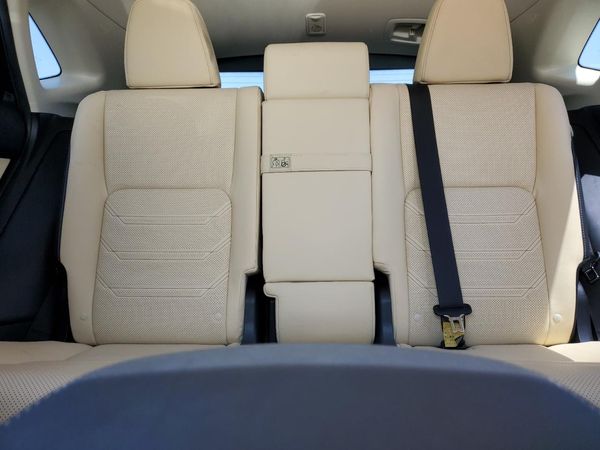 2015 LEXUS NX 300h Luxury
