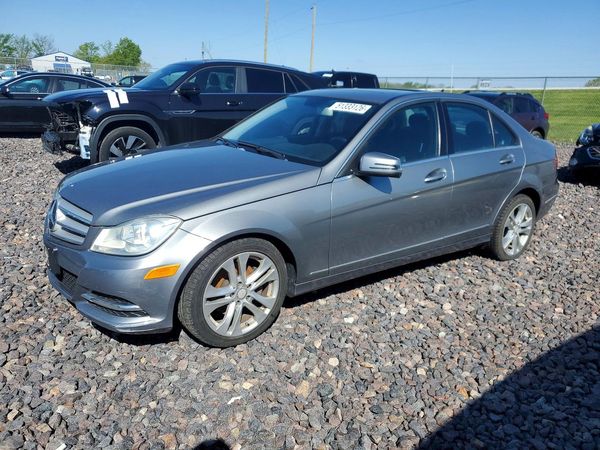 2012 MERCEDES-BENZ C