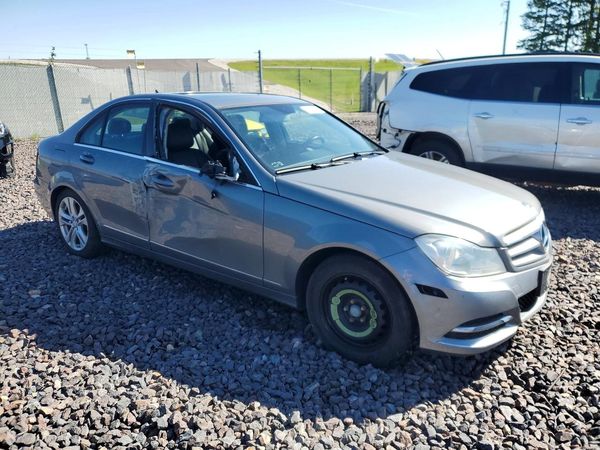 2012 MERCEDES-BENZ C