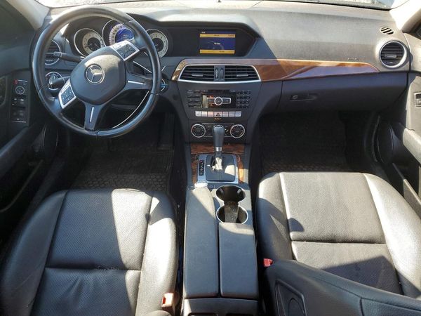 2012 MERCEDES-BENZ C