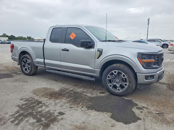 2024 FORD F150
