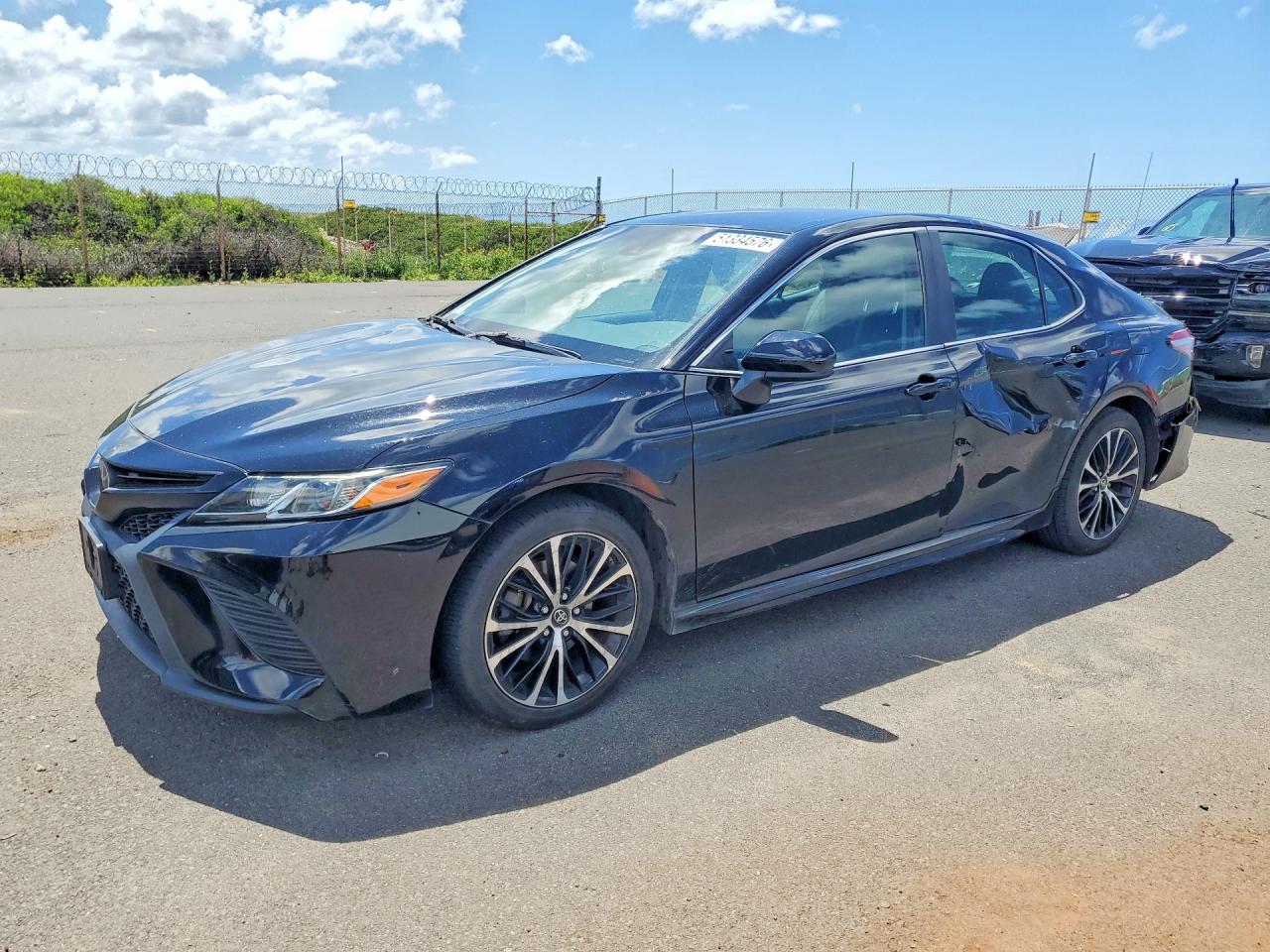 2018 TOYOTA CAMRY
