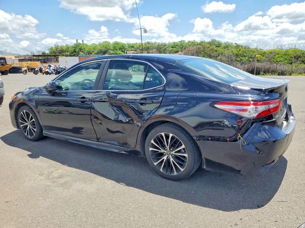 2018 TOYOTA CAMRY