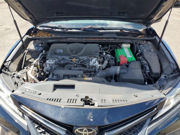 2018 TOYOTA CAMRY