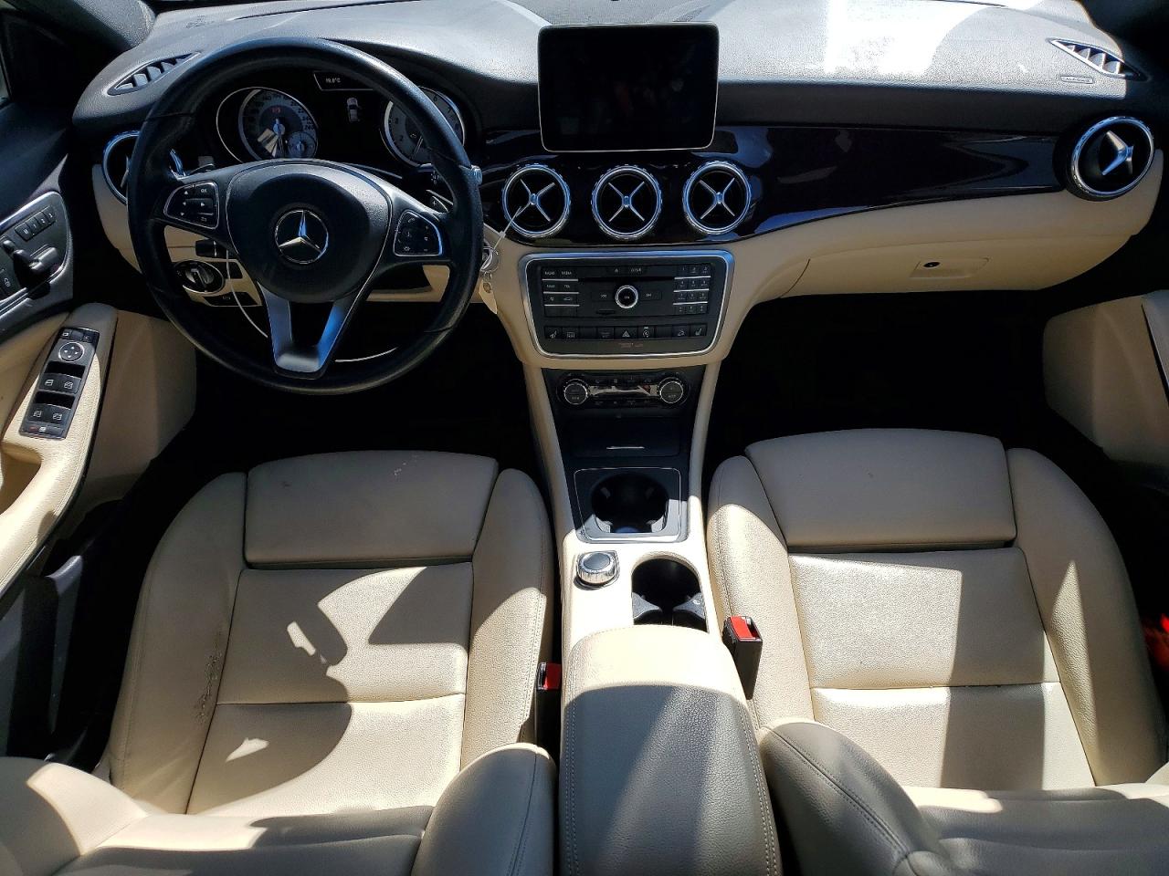 2017 MERCEDES-BENZ GLA