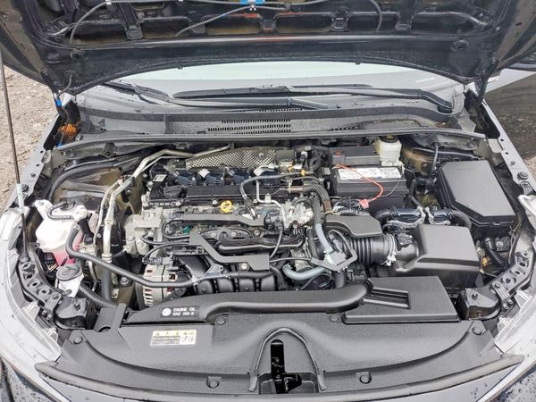2024 TOYOTA COROLLA