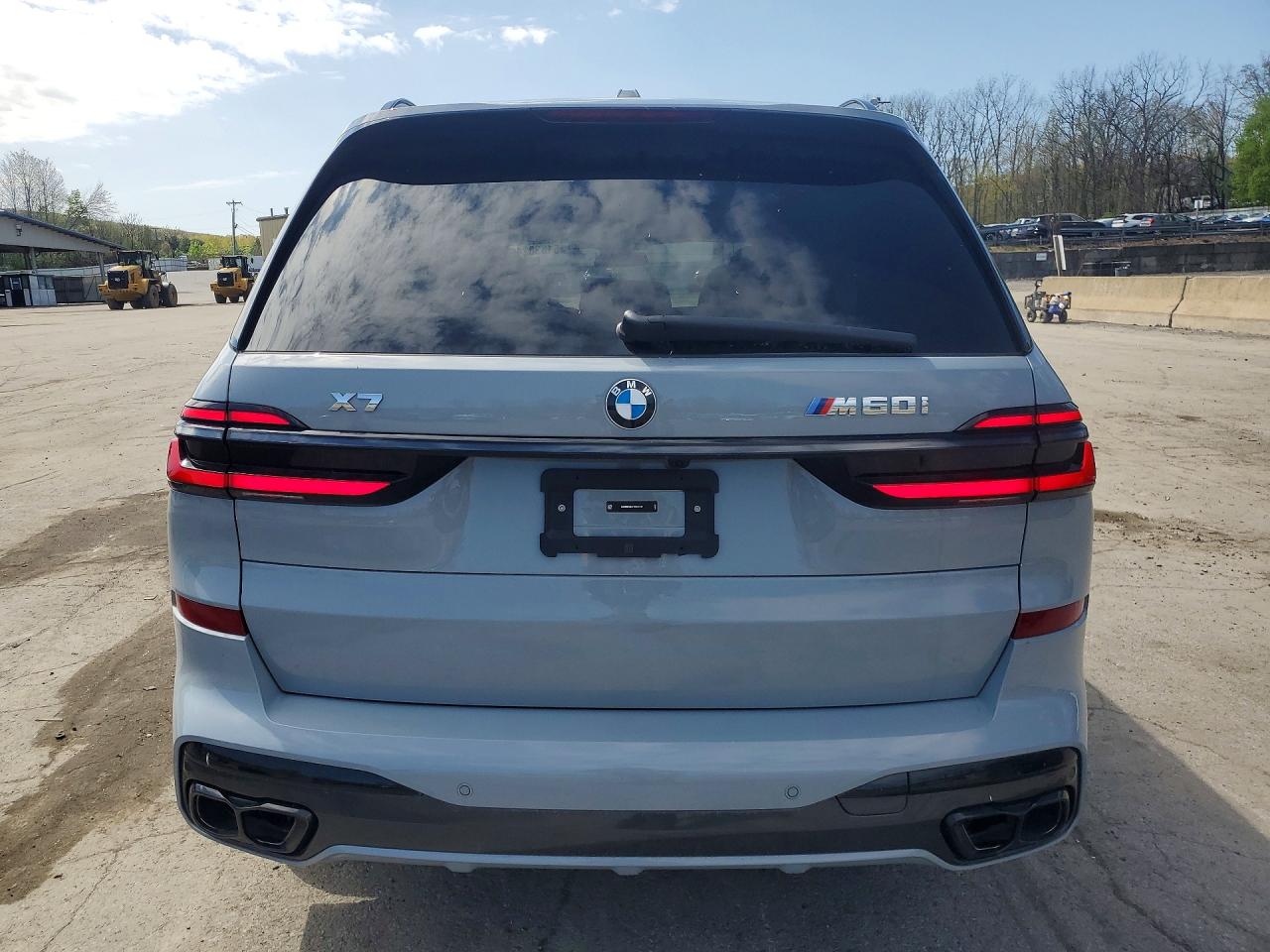 2026 BMW X7 M60i