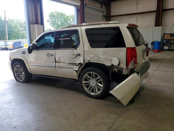 2012 CADILLAC ESCALADE Platinum