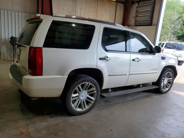 2012 CADILLAC ESCALADE Platinum