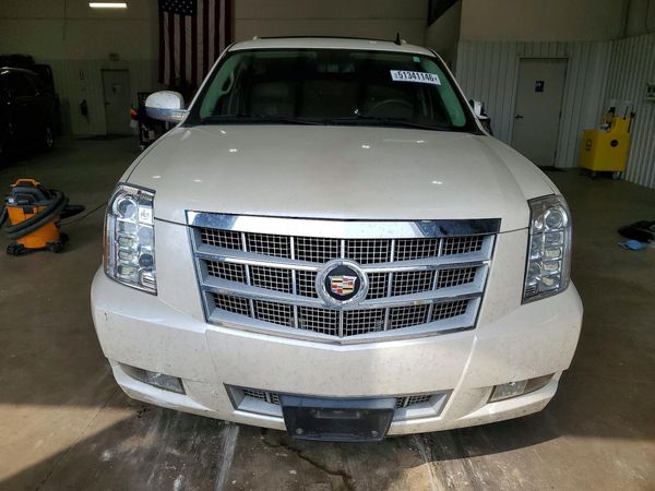 2012 CADILLAC ESCALADE Platinum