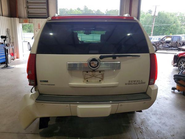 2012 CADILLAC ESCALADE Platinum