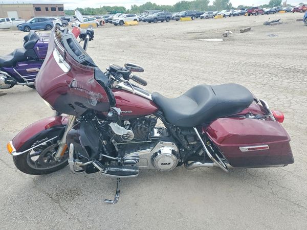 2014 HARLEY-DAVIDSON FLHTK