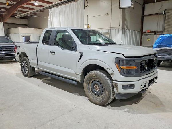 2024 FORD F150
