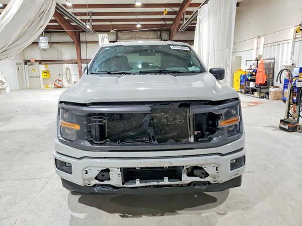 2024 FORD F150