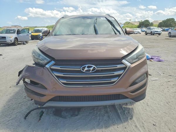 2017 HYUNDAI TUCSON