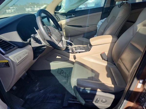 2017 HYUNDAI TUCSON