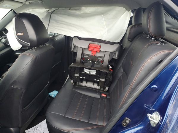 2019 NISSAN KICKS